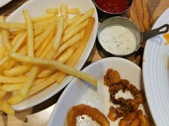 -必胜客(东茅岭店)