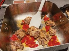 -左庭右院鲜牛肉火锅黑金店(陆家嘴中心店)