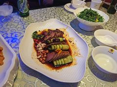 -巴特餐饮6加1音乐餐吧·新疆菜