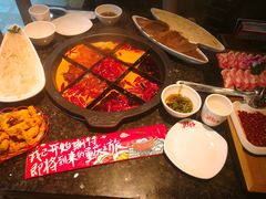 -井格重庆火锅(临平银泰城店)