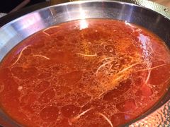 -野山舂·贵州现舂酸汤牛肉(东山店)