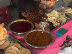 -老鼓楼麻辣烫夹馍
