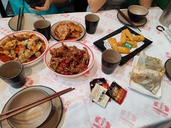 -堂瓦里·33年传统赣菜(第一街区店)