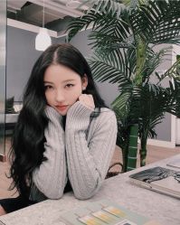 -Hello Lady发型设计