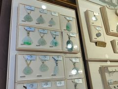 -品真阁华夏典当行(四通桥店)