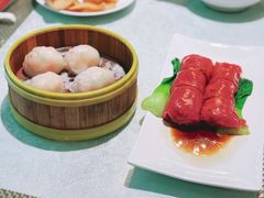 一品海鲜虾皇饺-新加坡瑞珍•海河观景餐厅