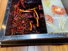 -椒悦重庆主题火锅(南部店)