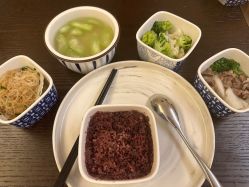 -悦芽母婴护理月子中心(凤起潮鸣府店)