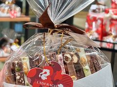 -Laderach 莱德拉(上海环贸iapm店)