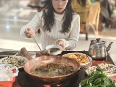 -朝伟清真铜瓢牛肉馆(三十年老·店)