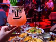 -鲨鱼美式餐厅酒吧Sharky
