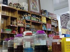 -苗伯妈酸汤火锅
