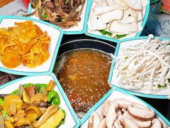 -尚品牛味汤锅火锅(康定总店)