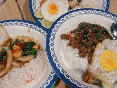 -滨海尚泰美食广场