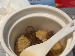 -皇后餐厅-煲仔·小菜·打边炉(古北店)