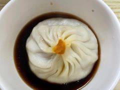 蟹黄汤包-鲁氏汤包王(长白街店)