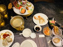 -半岛翡丽海鲜自助餐厅(观风亭店)