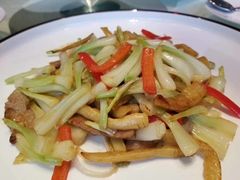 -乌鲁木齐环球国际大酒店