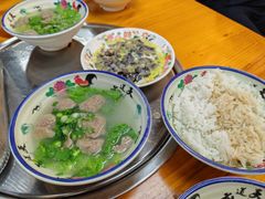 汕尾牛肉饼汤-明姨仔潮汕美食·碳炉猪脚·汕尾牛腩饭·起片鸡煲(起义路店)