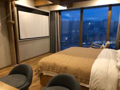 -闲隅江景艺术酒店(解放碑洪崖洞总店)