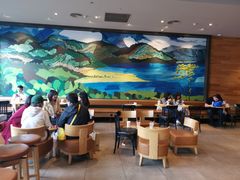 大堂-星巴克(昆明金鹰天地店)