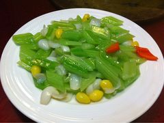 西芹百合-大地烙馍村(商城路店)
