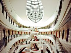 -上海滴水湖皇冠假日酒店