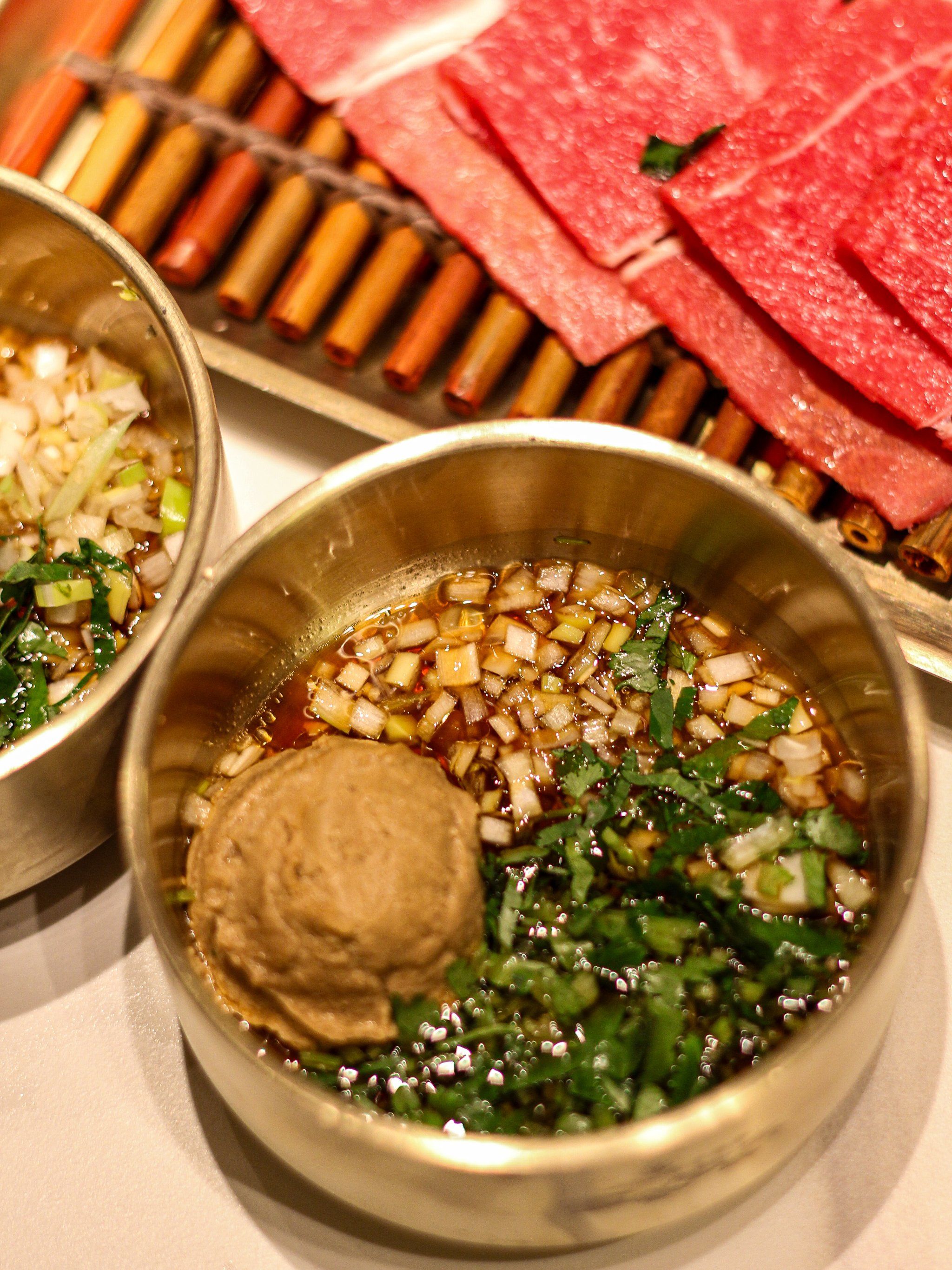 烤肉配上芝麻酱,隔壁小孩都馋哭了!