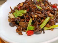 -味莊·青岛菜(云霄路店)
