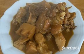 Pig Trotter Stewed with Bamboo Shoots