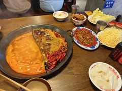 -萍姐火锅·公路夜市(武汉首店)