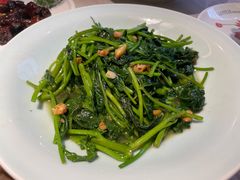 -荷花亭·湖北融合菜(中商广场店)