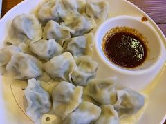 -闯关东东北农家菜(崂山石老人店)