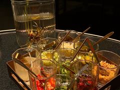 -红鼎豆捞·非遗鲍皇汤火锅(宝丰路店)