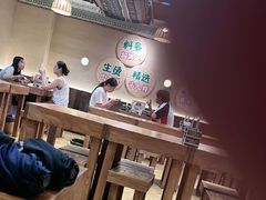 -云阿蛮云南生烫牛肉米线(奉贤路店)