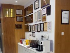 -雅悦齿科(顾村公园店)
