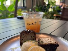 -J Create城市露营咖啡·简餐·宠物(上海动物园店)