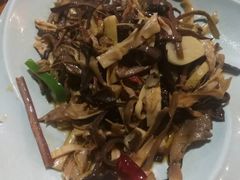 -小厨子私房菜·云南美食店