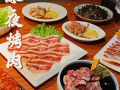-山之屋炭火烧肉·生啤畅饮(大朗万科中央公园店)