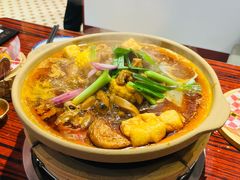 -沙胆彪炭炉牛杂煲(上海日月光广场店)