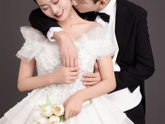-经典婚纱摄影美学馆·私人定制