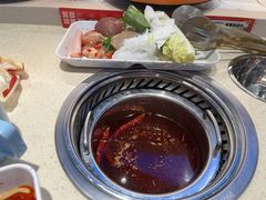 -龍歌自助小火锅(市北台东利群店)