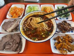 -吾穆勒蓬灰牛肉面·清真(中海河山郡店)