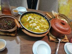 -有红鸡毛店·川菜(建设路店)