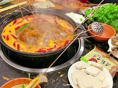 -灌县老妈砂锅串串香(万科红生活广场店)