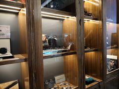 -回瑞眼镜·蔡司·依视路官方授权店(广益路万达店)