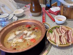 -阿婆情腊排骨火锅(金虹路店)