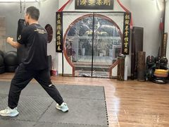 -温鉴良实用咏春拳