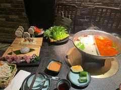 -湊湊火锅·茶憩(新中关购物中心店)