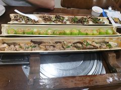 -胡须哥网红竹筒菜